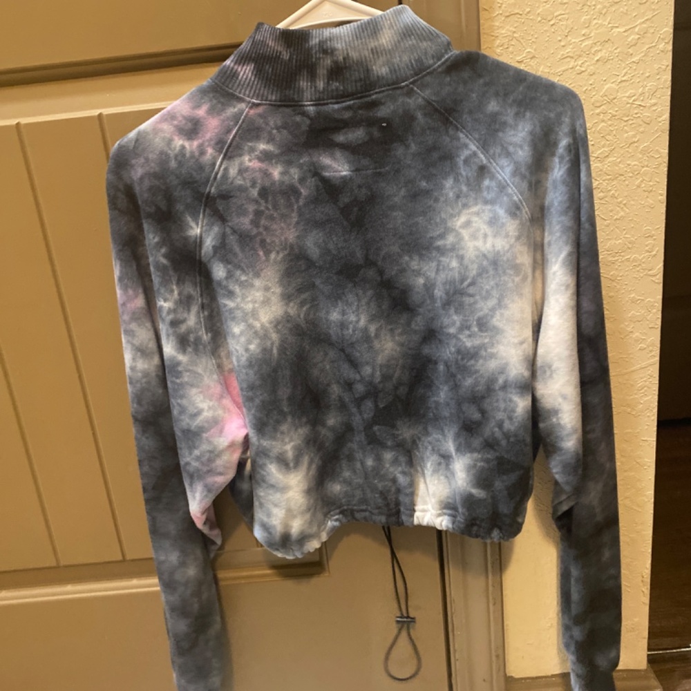 Sweater - Picture 2 of 3